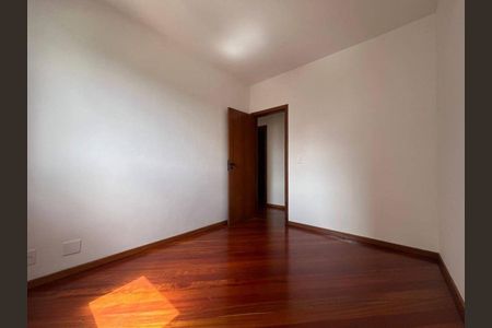 Apartamento à venda com 3 quartos, 108m² em Funcionários, Belo Horizonte