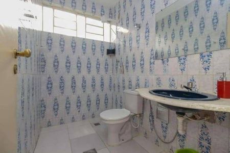 Casa à venda com 204m², 3 quartos e 3 vagas
