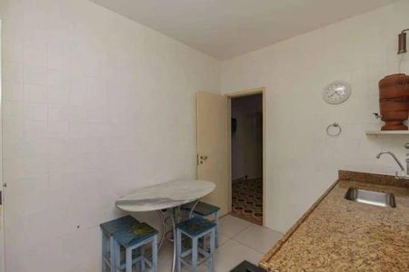 Casa à venda com 204m², 3 quartos e 3 vagas