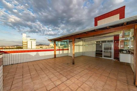 Apartamento à venda com 235m², 5 quartos e 2 vagas