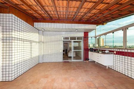 Apartamento à venda com 235m², 5 quartos e 2 vagas