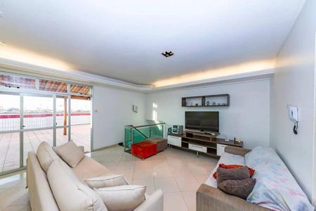 Apartamento à venda com 5 quartos, 235m² em Carlos Prates, Belo Horizonte