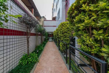 Apartamento à venda com 235m², 5 quartos e 2 vagas