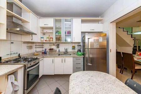 Apartamento à venda com 235m², 5 quartos e 2 vagas
