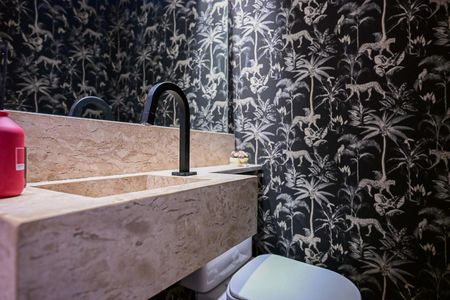 Apartamento para alugar com 75m², 2 quartos e 1 vagaLavabo