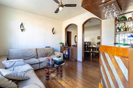 Apartamento à venda com 3 quartos, 110m² em São Jorge, Belo Horizonte