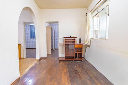 Casa à venda com 162m², 2 quartos e sem vaga