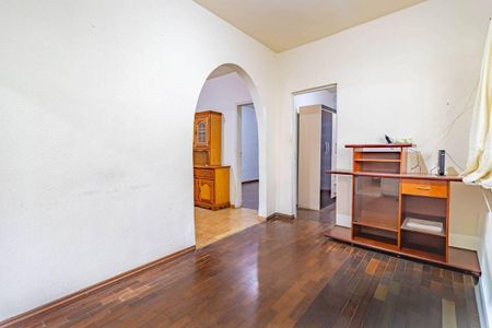 Casa à venda com 162m², 2 quartos e sem vaga