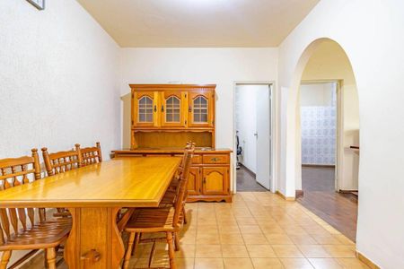 Casa à venda com 162m², 2 quartos e sem vaga