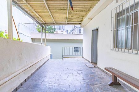 Casa à venda com 162m², 2 quartos e sem vaga