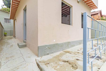Casa à venda com 162m², 2 quartos e sem vaga