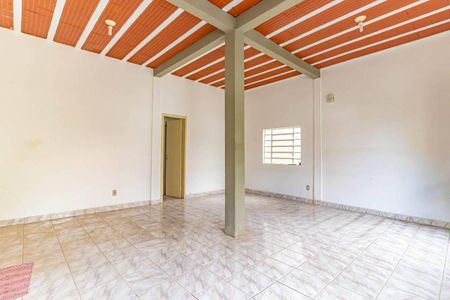 Casa à venda com 162m², 2 quartos e sem vaga