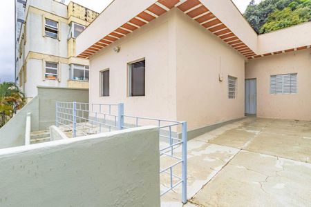 Casa à venda com 162m², 2 quartos e sem vaga