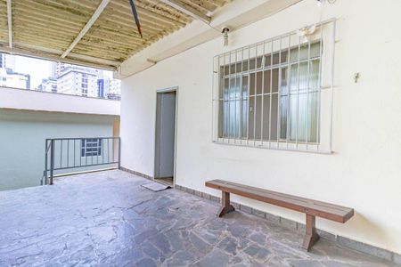 Casa à venda com 162m², 2 quartos e sem vaga