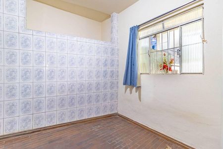 Casa à venda com 162m², 2 quartos e sem vaga