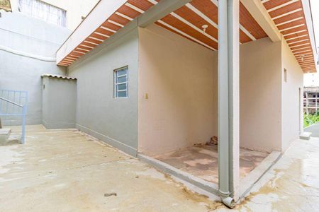 Casa à venda com 162m², 2 quartos e sem vaga