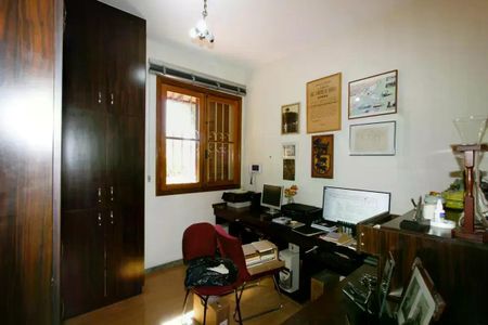 Casa à venda com 350m², 4 quartos e 2 vagas
