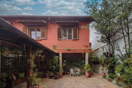 Casa à venda com 350m², 4 quartos e 2 vagas