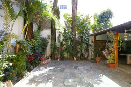 Casa à venda com 350m², 4 quartos e 2 vagas