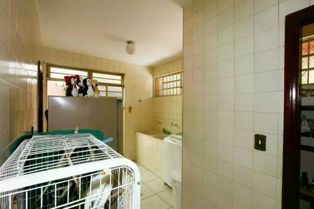 Casa à venda com 350m², 4 quartos e 2 vagas