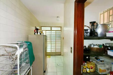 Casa à venda com 350m², 4 quartos e 2 vagas