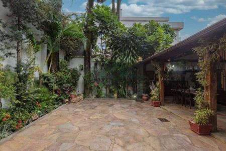 Casa à venda com 350m², 4 quartos e 2 vagas