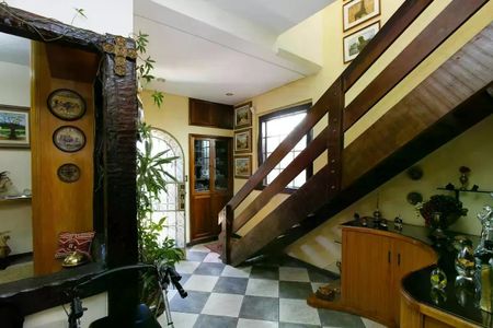 Casa à venda com 350m², 4 quartos e 2 vagas