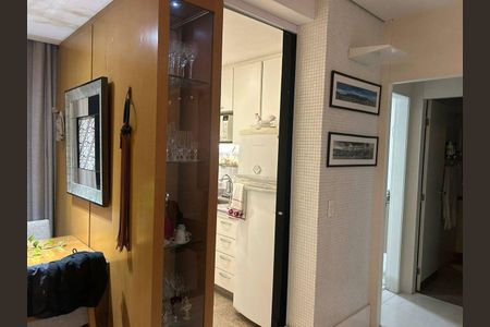Apartamento à venda com 55m², 2 quartos e 1 vaga
