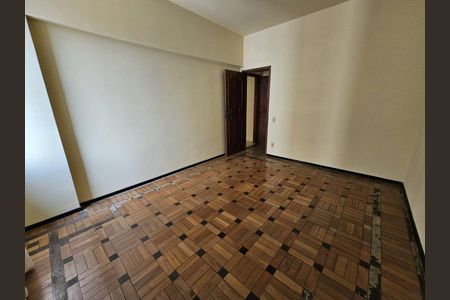 Apartamento à venda com 4 quartos, 227m² em Centro, Belo Horizonte