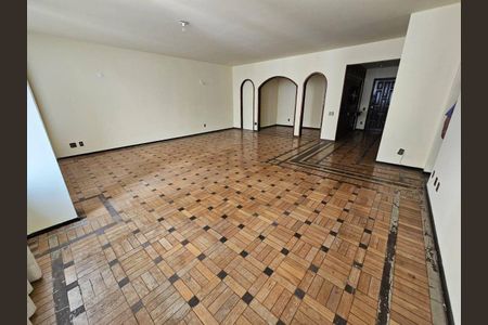 Apartamento à venda com 4 quartos, 227m² em Centro, Belo Horizonte