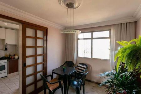 Apartamento à venda com 3 quartos, 202m² em Padre Eustáquio, Belo Horizonte