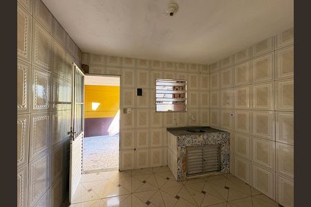 Casa para alugar com 40m², 1 quarto e sem vaga Casa para alugar com 40m², 1 quarto e sem vagaCozinha