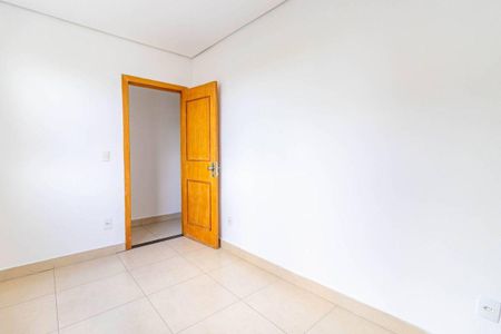 Casa à venda com 3 quartos, 500m² em Sagrada Família, Belo Horizonte