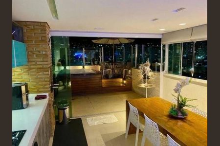 Apartamento à venda com 130m², 2 quartos e 3 vagas