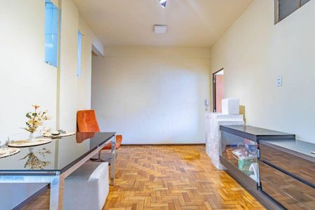 Apartamento à venda com 99m², 4 quartos e sem vaga