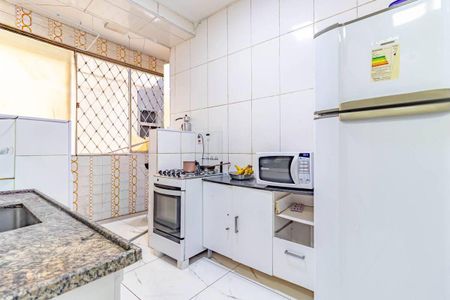Apartamento à venda com 99m², 4 quartos e sem vaga