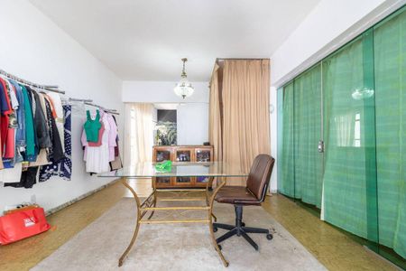 Casa à venda com 4 quartos, 696m² em Sion, Belo Horizonte