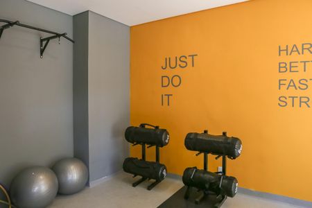Apartamento para alugar com 28m², 1 quarto e sem vaga Apartamento para alugar com 28m², 1 quarto e sem vagaÁrea comum - Academia