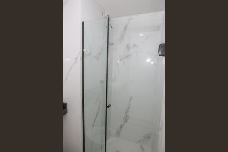 Apartamento para alugar com 28m², 1 quarto e sem vaga Apartamento para alugar com 28m², 1 quarto e sem vagaBanheiro da Suíte