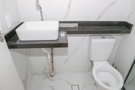 Apartamento para alugar com 28m², 1 quarto e sem vaga Apartamento para alugar com 28m², 1 quarto e sem vagaBanheiro da Suíte