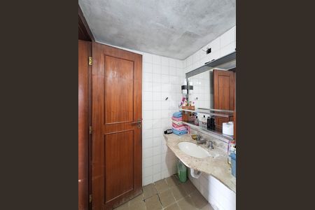 Apartamento à venda com 129m², 3 quartos e 1 vaga Apartamento à venda com 129m², 3 quartos e 1 vagaBanheiro