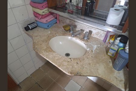 Apartamento à venda com 129m², 3 quartos e 1 vaga Apartamento à venda com 129m², 3 quartos e 1 vagaBanheiro