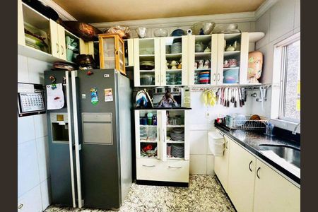 Casa à venda com 1200m², 13 quartos e 5 vagas