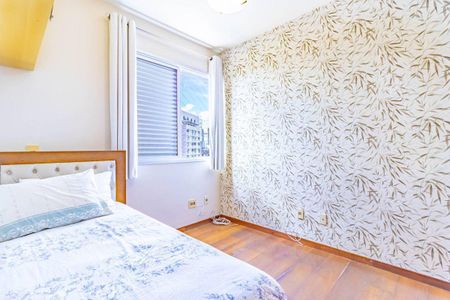 Apartamento à venda com 3 quartos, 98m² em Belvedere, Belo Horizonte