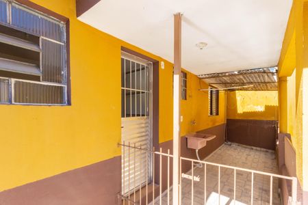 Casa para alugar com 50m², 1 quarto e sem vagaEntrada