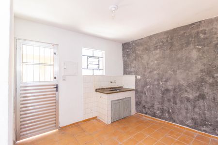 Cozinha de casa para alugar com 1 quarto, 50m² em Sítio Morro Grande, São Paulo
