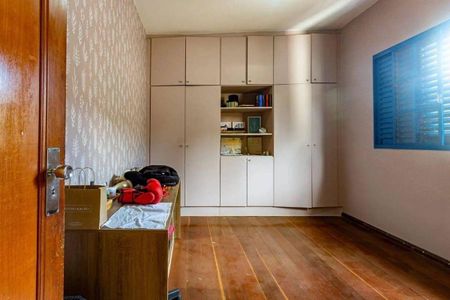 Casa à venda com 458m², 8 quartos e 2 vagas