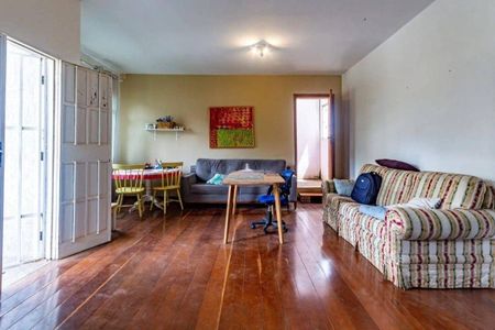Casa à venda com 8 quartos, 458m² em Serra, Belo Horizonte