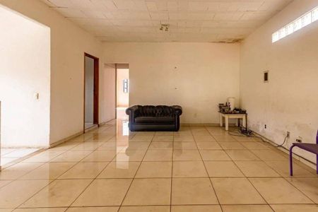 Casa à venda com 8 quartos, 458m² em Serra, Belo Horizonte