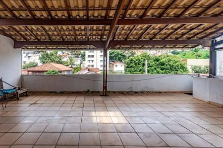 Casa à venda com 458m², 8 quartos e 2 vagas